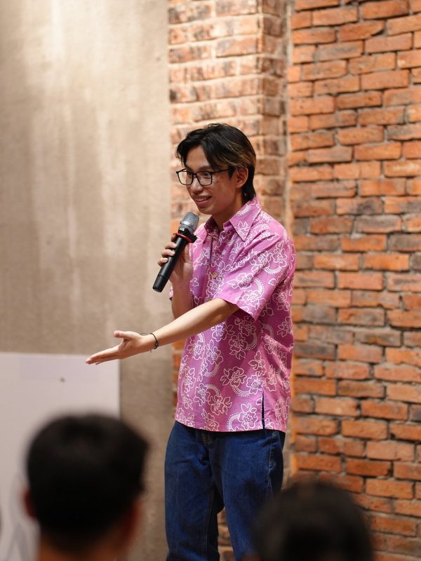Giáo viên Tạ Vũ Đức Doanh